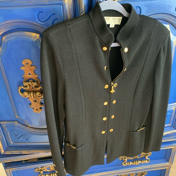 St. John Jackets & Blazers - St John Black Gold Sweater Jacket 3/4 Zip Sz 10